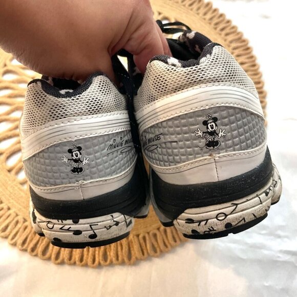 New Balance Run Disney 860v5 2015 Minnie Mouse Women’s Size 10 Running Shoes - Picture 5 of 12